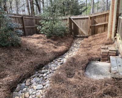 pine-straw-installation-service-fayetteville-ga